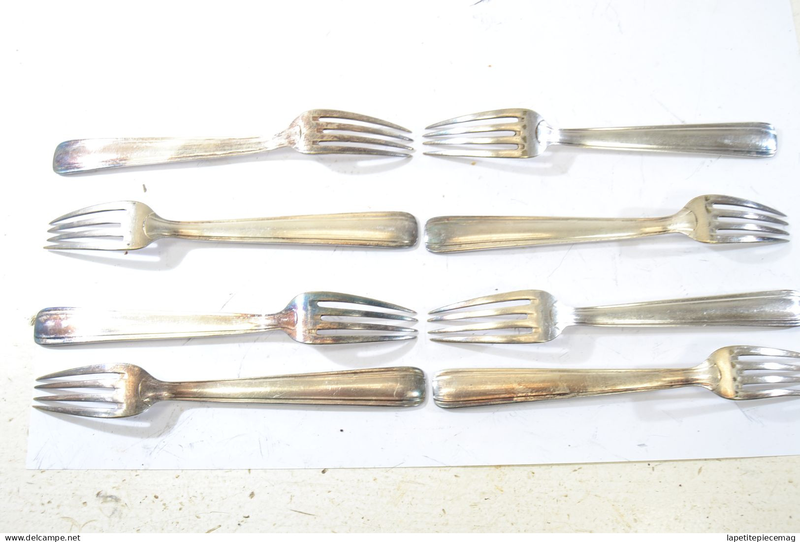 8 fourchettes en métal argenté 60g - GUILLAUMOT Paul-François
