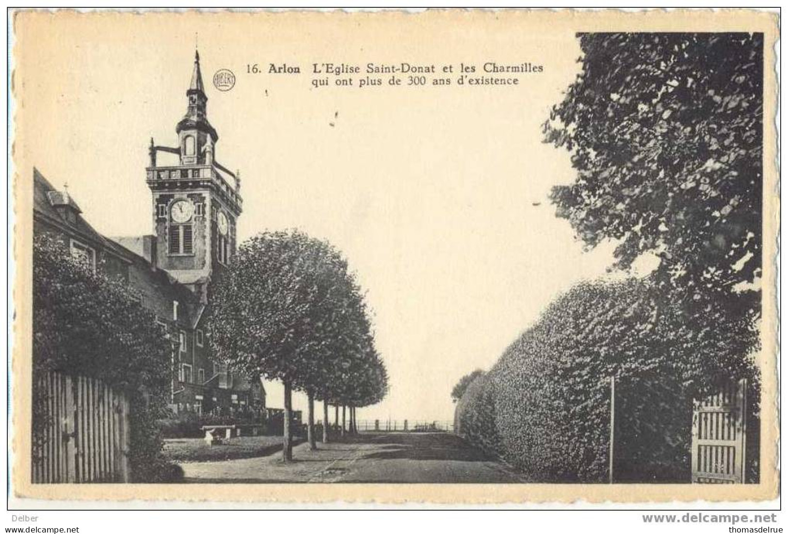 _P99: Postkaart: ARLON L'Eglise Saint-Donat Et Les Charmilles..met N° 856: 1 ARLON 1 CITE ROMAINE 20.8.52 - 1977-1985 Chiffre Sur Lion