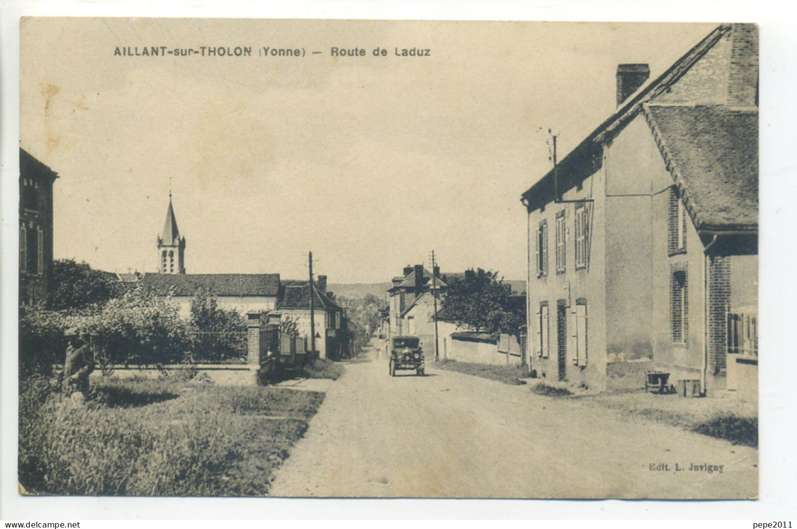 CPA 89 Yonne - Aillant Sur Tholon - Route De Laduz - Voiture Ancienne - Peu Commune - Aillant Sur Tholon