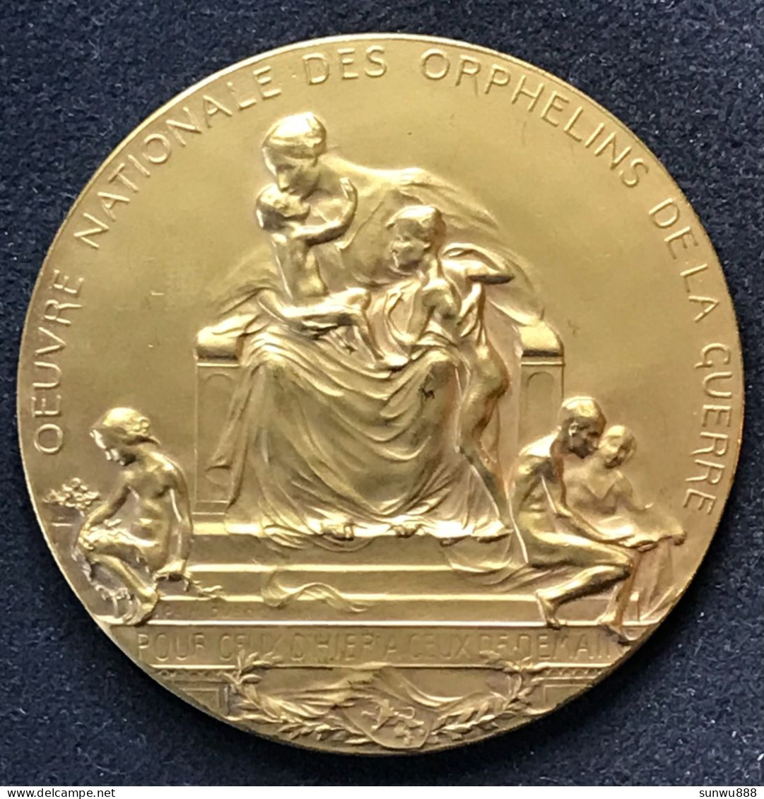 Superbe Bronze Doré Oeuvre Nationale Des Orphelins De La Guerre (Paul Dubois, Fonson & Cie) - Autres & Non Classés