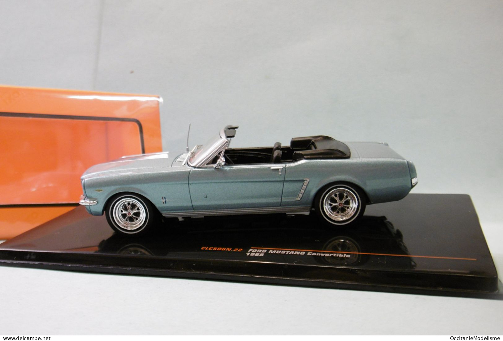 Ixo - FORD MUSTANG Convertible 1965 Bleu Gris Métallisé Réf. CLC506N.22 NBO Neuf 1/43 - Ixo