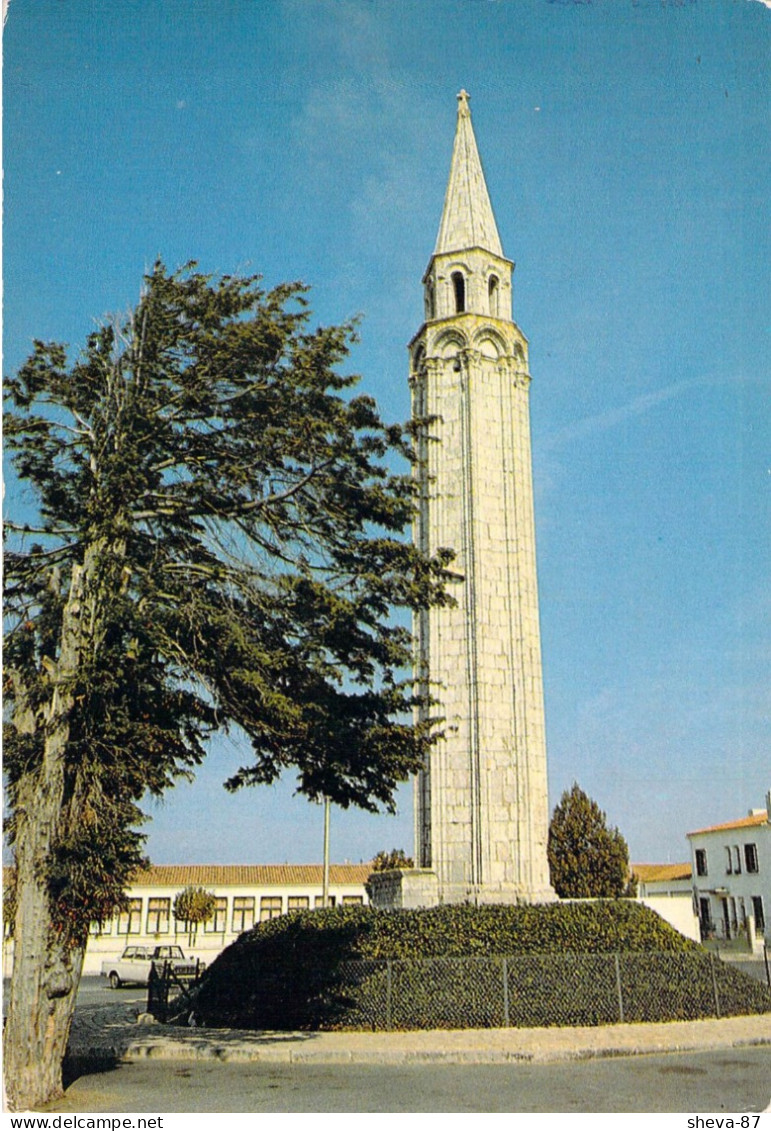 17 - Saint Pierre D'Oléron - Lanterne Des Morts - Saint-Pierre-d'Oleron