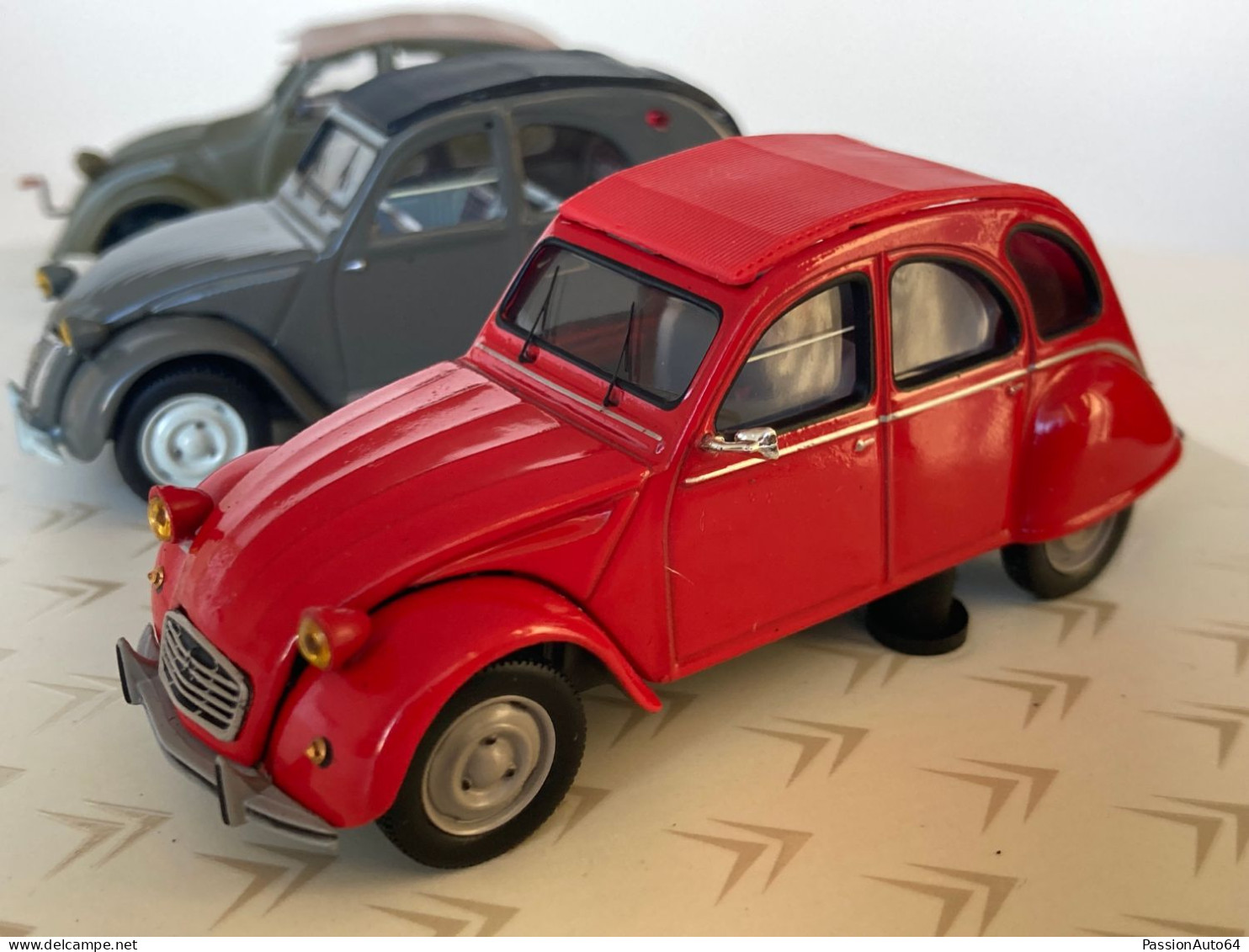 1/43 Coffret Norev 60 Ans Citroen 2 CV ( No Solido Brumm Ixo Dinky Minichamps Autoart BBR Looksmart AMR ) - Norev