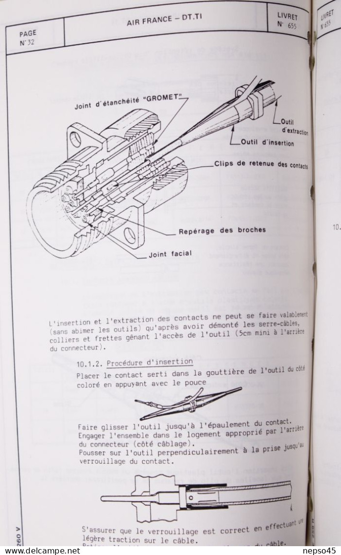 Brochure.Air France.Centre d'Instruction Connecteurs NAS 1599.