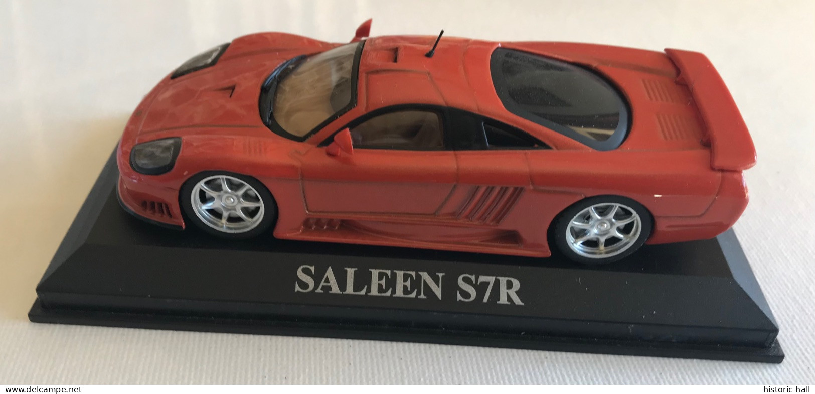 IXO - SALEEN S7R - Ixo