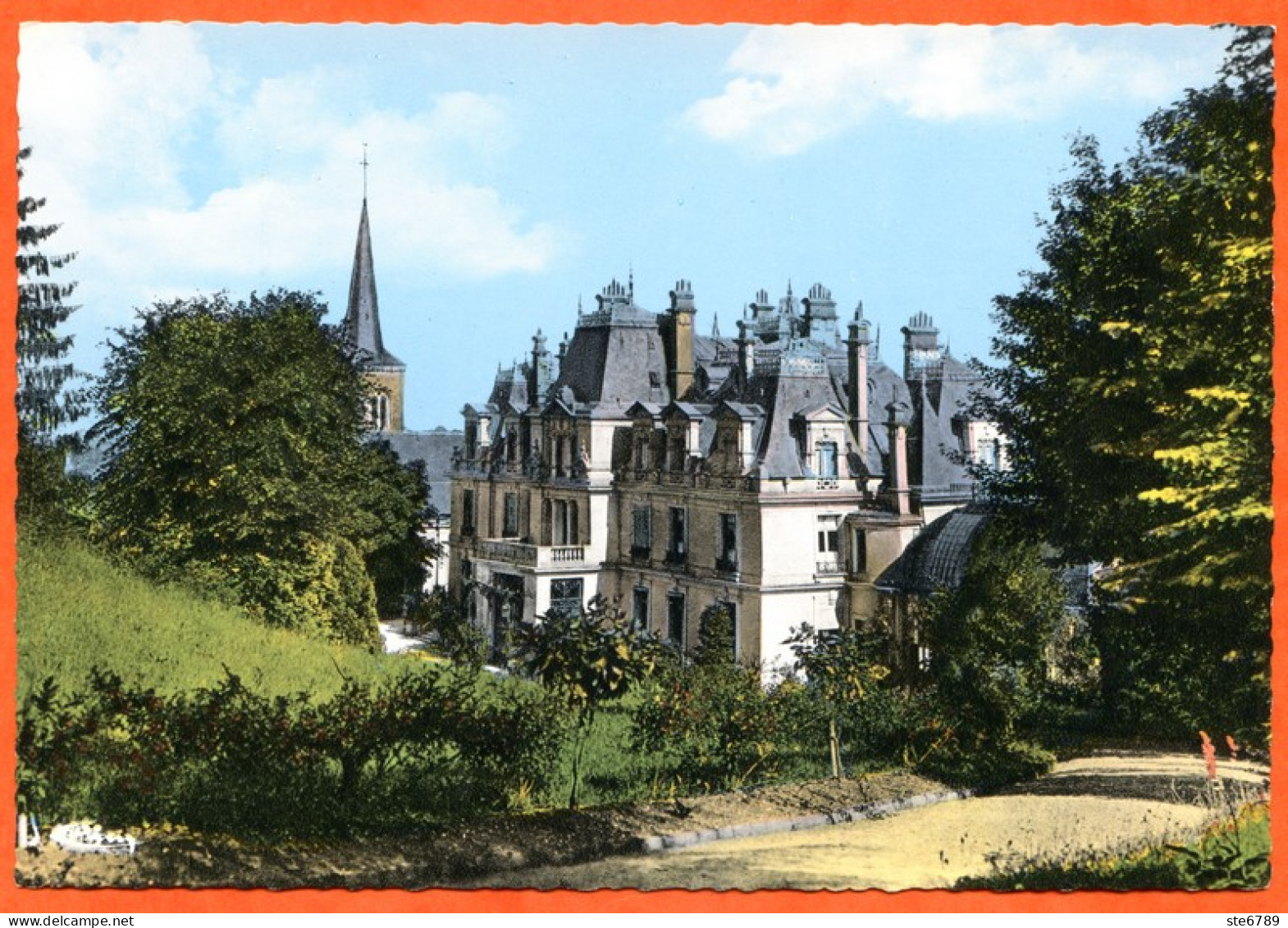 88 XERTIGNY Le Château Colonie De Vacances Dentelée CIM By Spadem Carte Vierge TBE - Xertigny