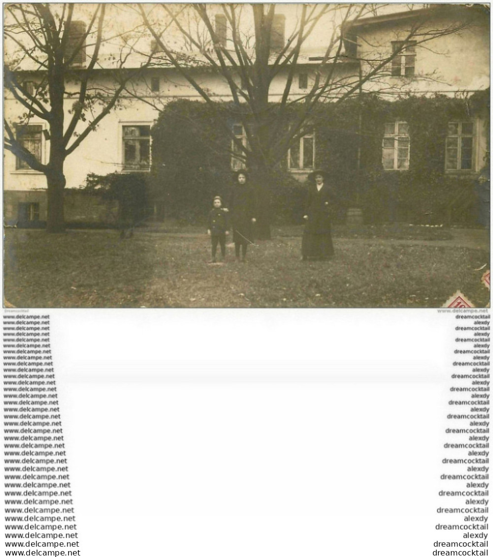 Allemagne. BUCHEN. Rare Photo Carte Postale 1913 Une Famille Dans Une Maison De Campagne - Buchen