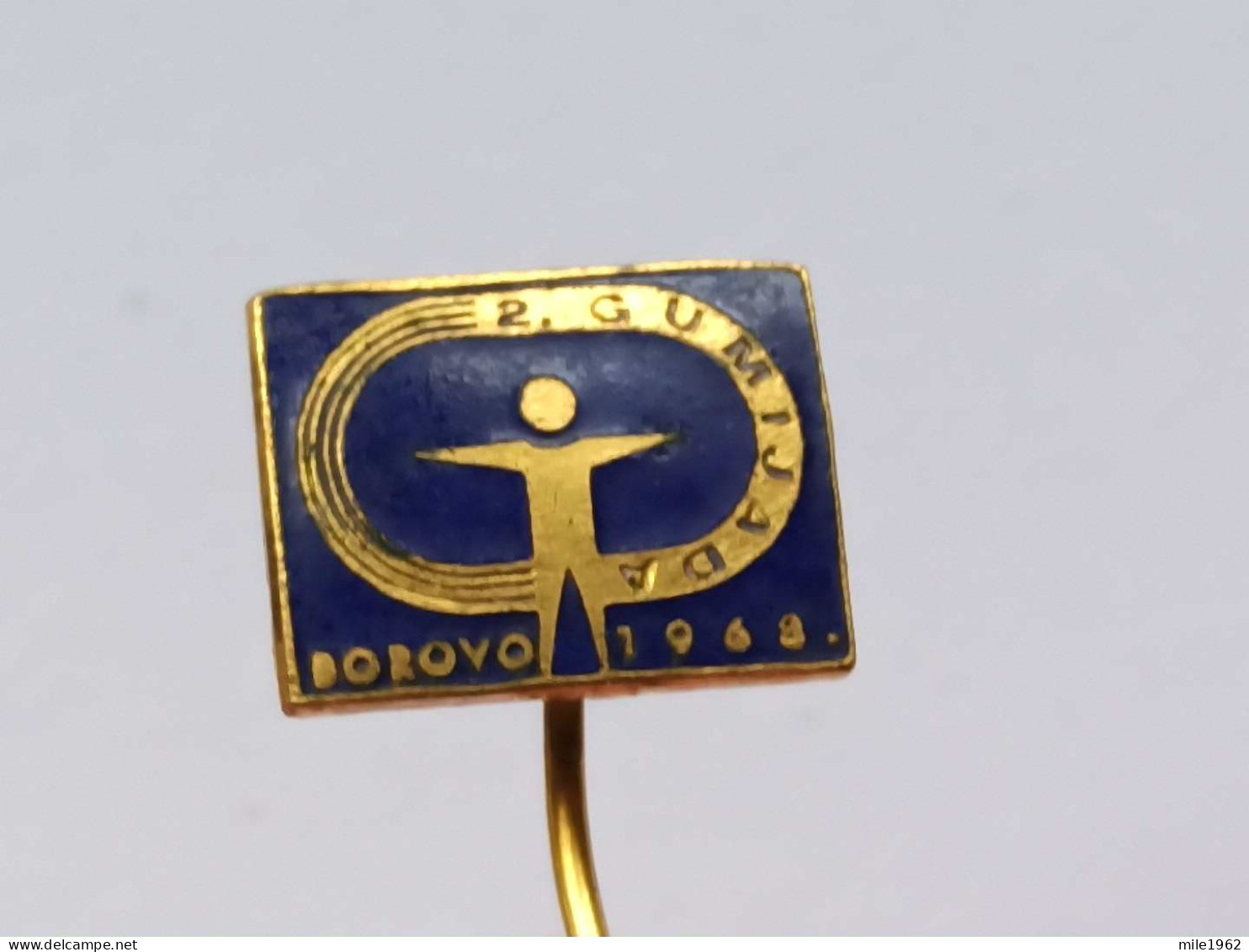 BADGE Z-51-8 - Athlétisme, Athletics, Athletic, SPORT TOURNAMENT YUGOSLAVIA, BOROVO, GUMIJADA - Athletics