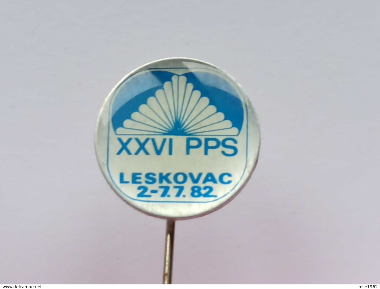 BADGE Z-51-8 - Athlétisme, Athletics, Athletic, WORKERS SPORT TOURNAMENT LESKOVAC - Atletica