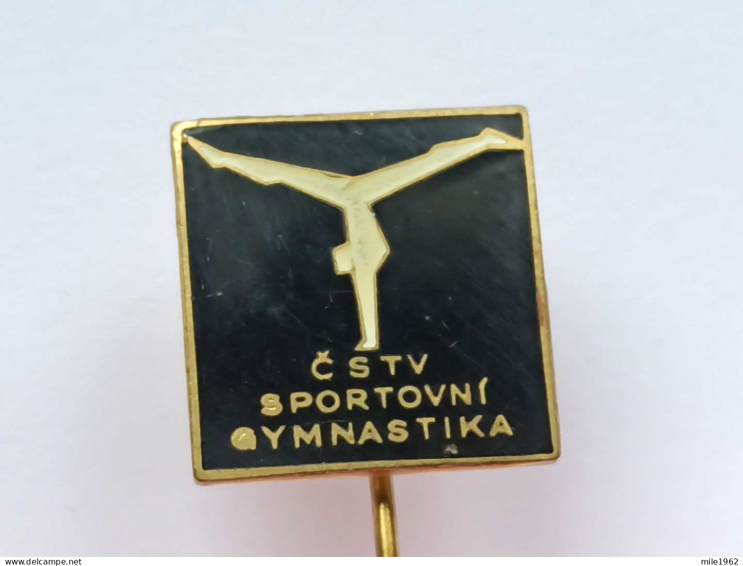 BADGE Z-51-9 - GYMNASTIC CZECHOSLOVAKIA - Athletics