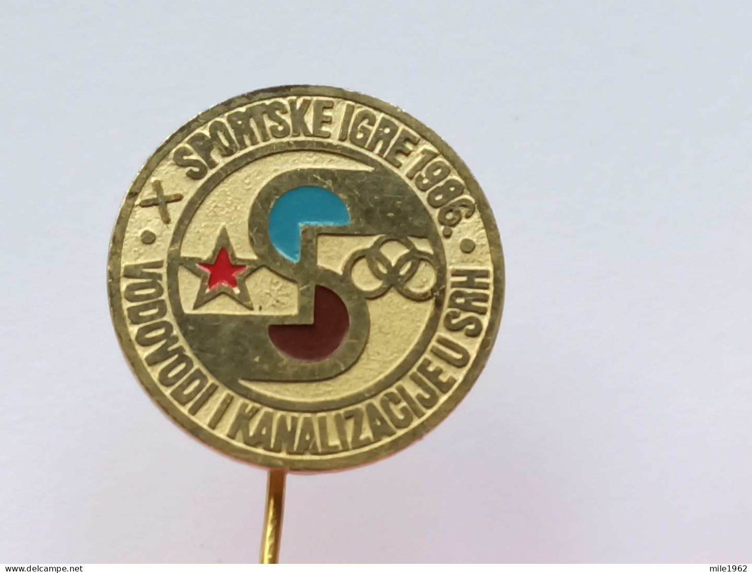 BADGE Z-51-9 - SPORT GAMES CROATIA - Athletics