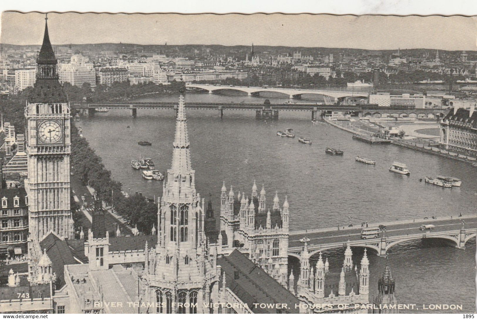 LONDON RIVER THAMES / LE PARLEMENT - River Thames