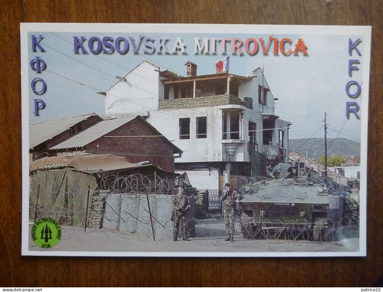 CPSM Inédite écrite 2001  -  KOSOVO KOSOVSKA PONT DE MITROVICA ARMEE MILITAIRES FORCE KFOR DE L'OTAN Check Point - Kosovo