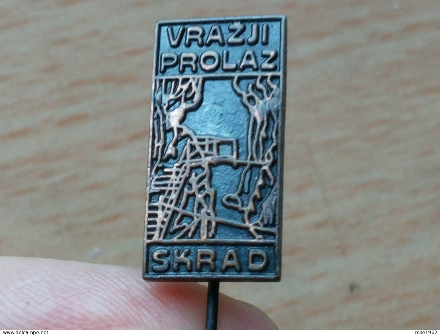 BADGE Z-74-1 - ALPINISM, Mountain, Mountaineering,  VRAZJI PROLAZ, SKRAD, CROATIA - Alpinismus, Bergsteigen