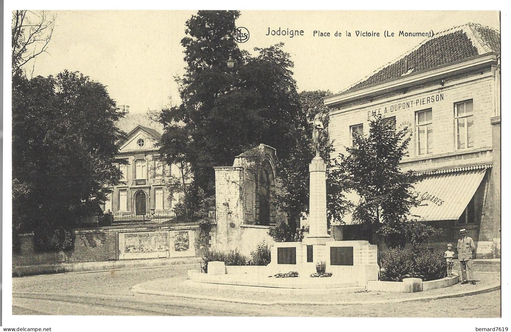 Belgique  -  Jodoigne   -  Place De La Victoire - Le Monument - Jodoigne