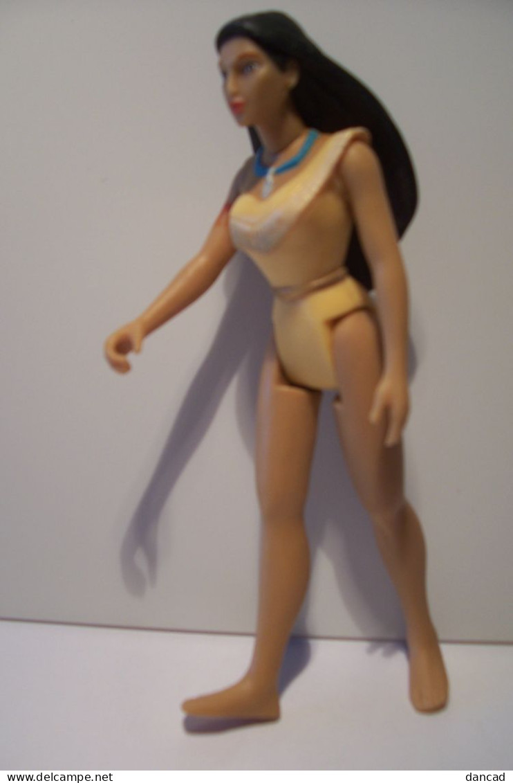 POCAHONTAS  - DISNEY   -( Articulé )  - Figurine   ( China )  - - Disney