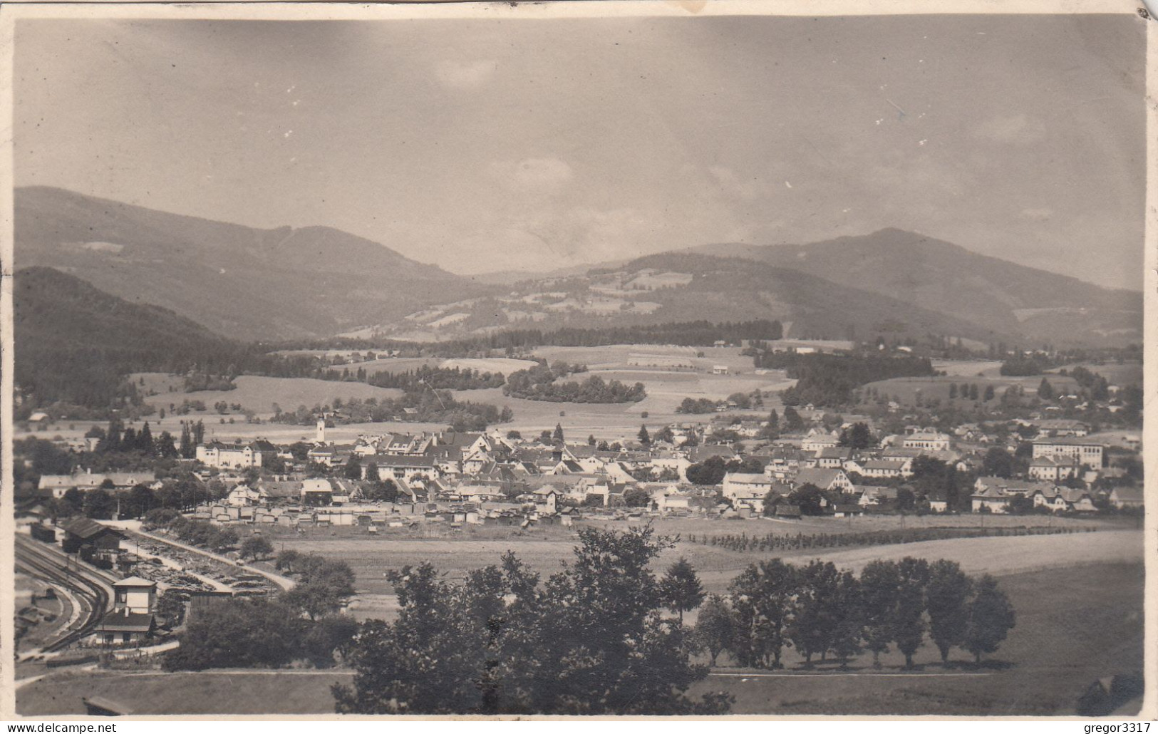 D9253) FELDKIRCHEN / Kärnten - Sehr Alte FOTO AK Mit Bahngleisen - Bahnhof - U. Gegen Häuser 1939 - Feldkirchen In Kärnten