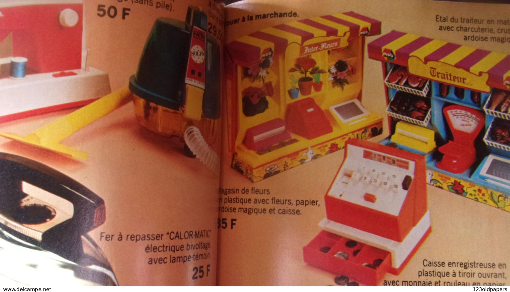 Catalogue guide du jouet des Nouvelles Galeries 1975 99 PAGES