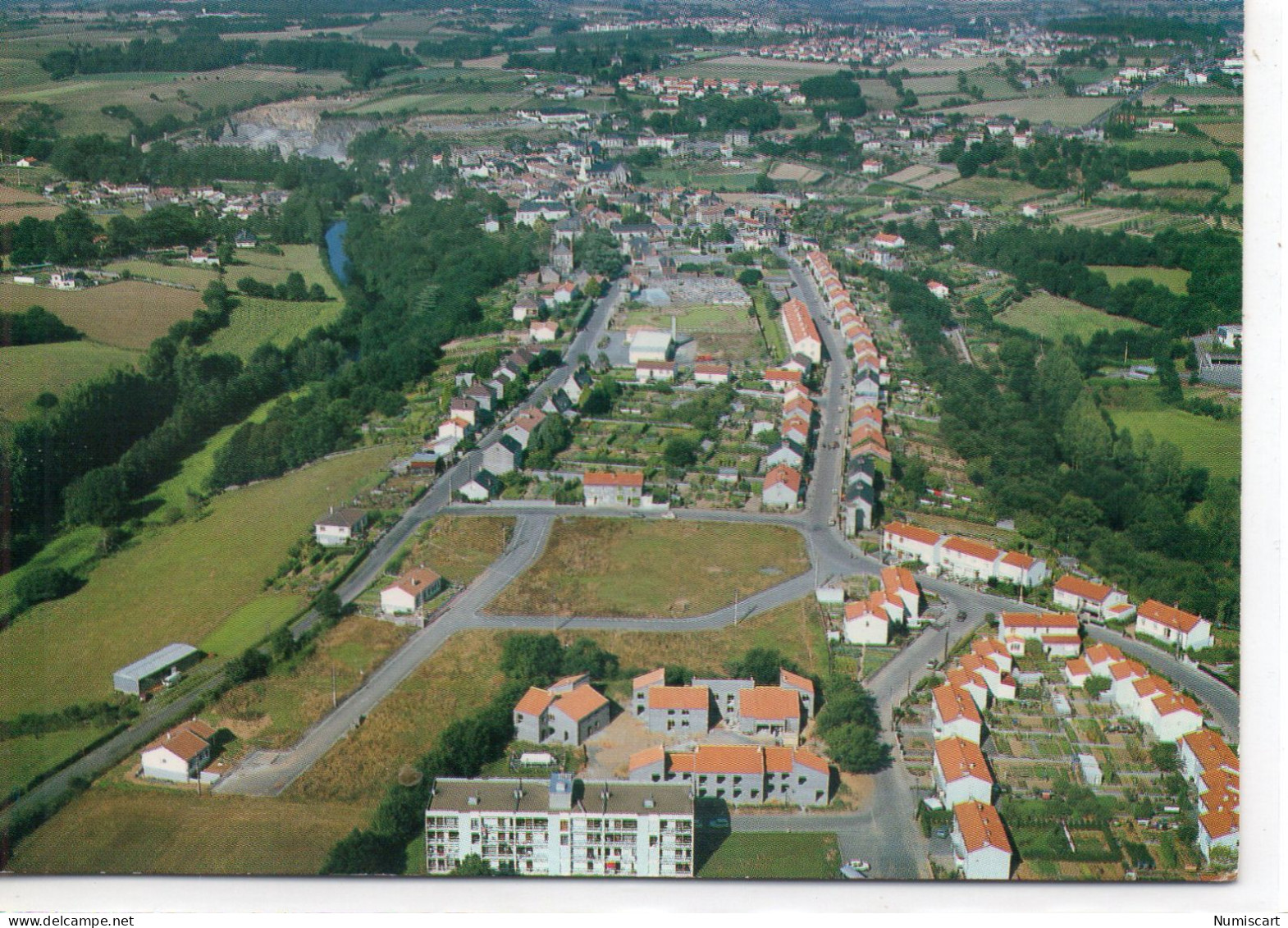 Montrevault Belle Vue Aérienne Du Village - Montrevault