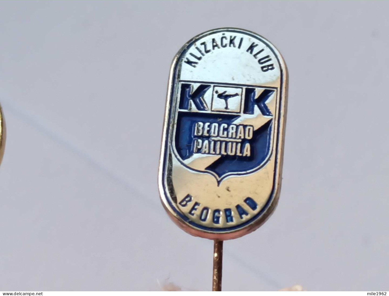 BADGE Z-66-1 - SKATING CLUB, CLUB DE PATINAGE, KLIZACKI KLUB PALILULA BELGRADE, BEOGRAD - Skating (Figure)