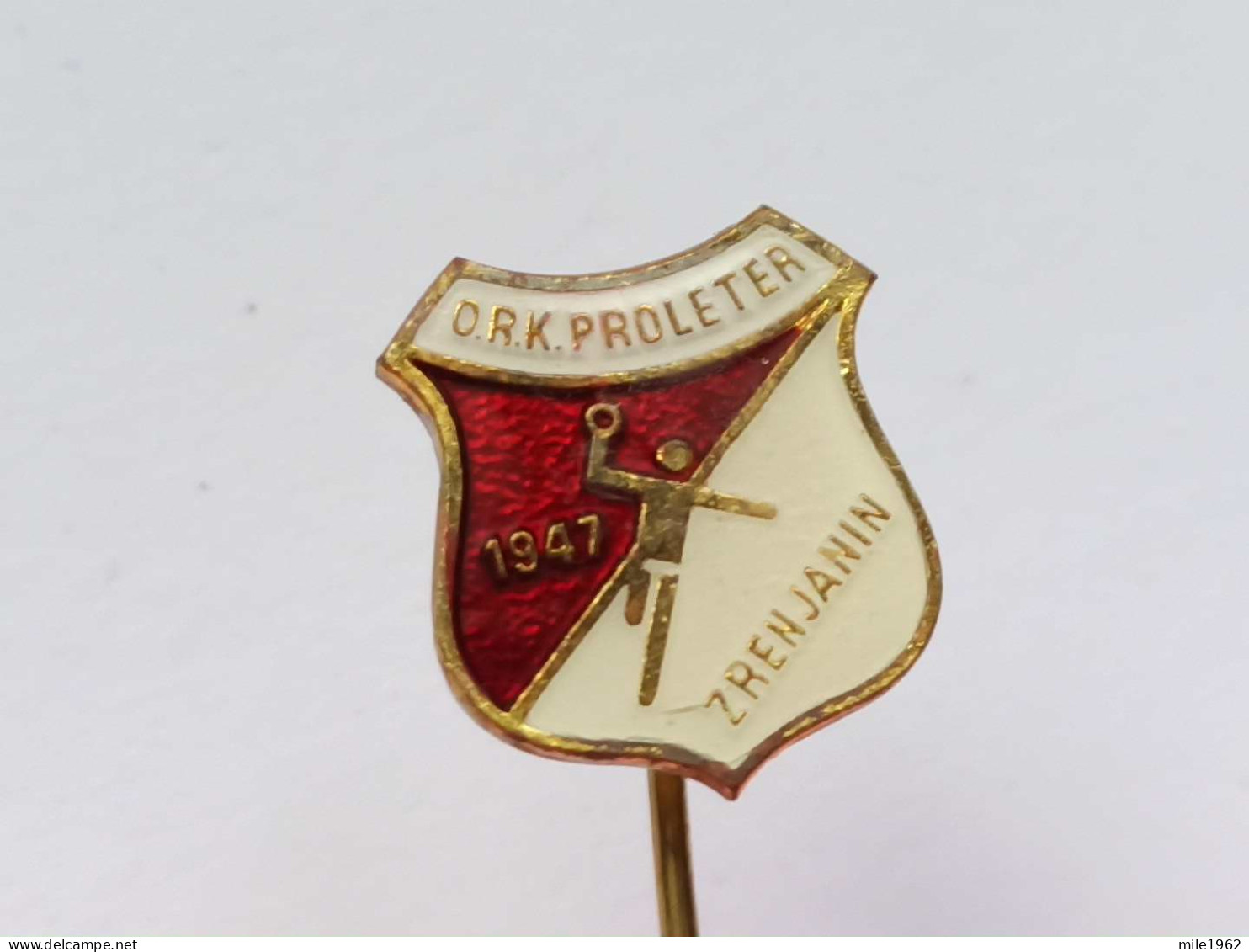 BADGE Z-88-1 - RUKOMET, HANDBALL CLUB PROLETER, ZRENJANIN, SERBIA - Handball