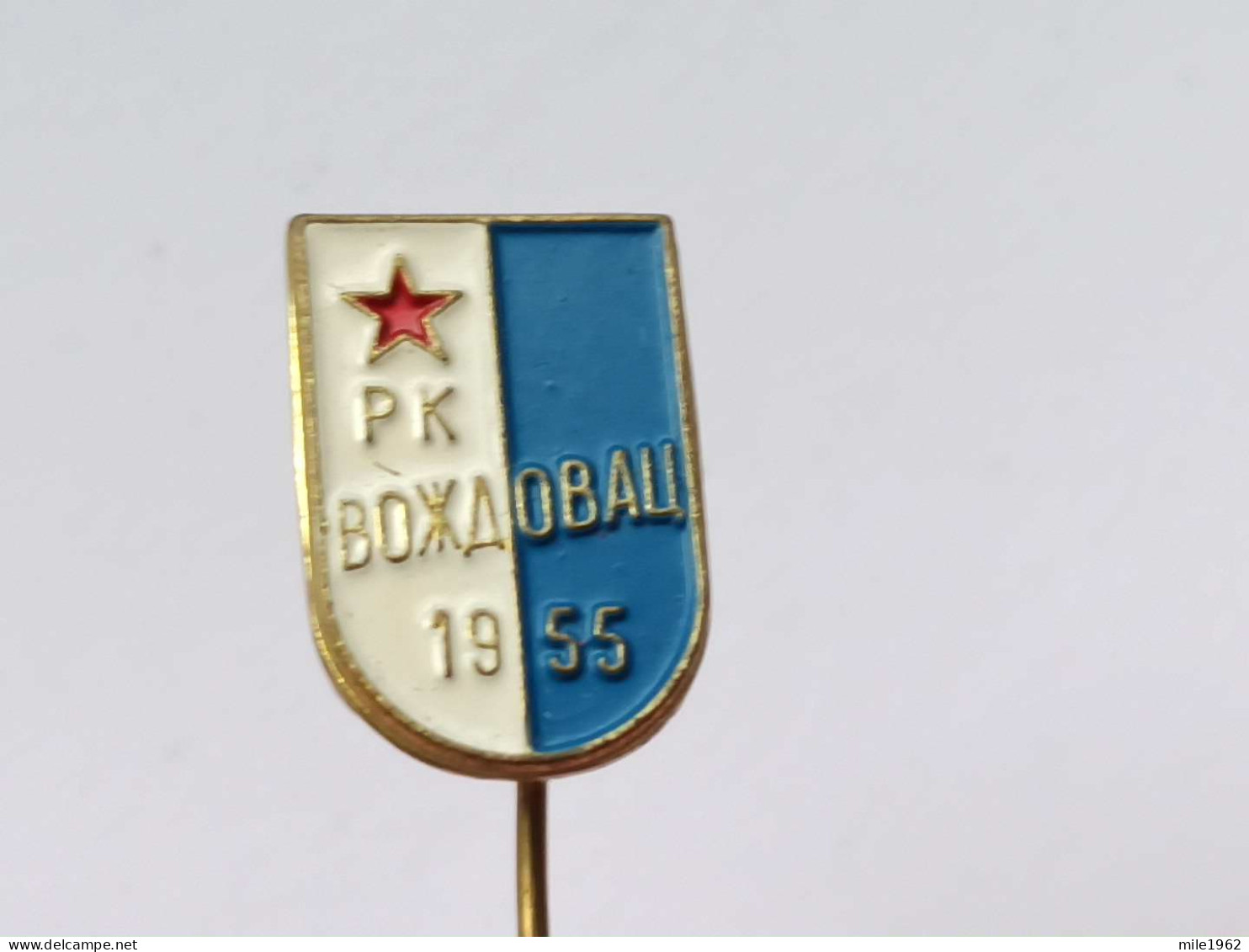 BADGE Z-88-1 - RUKOMET, HANDBALL CLUB VOZDOVAC, SERBIA - Handball