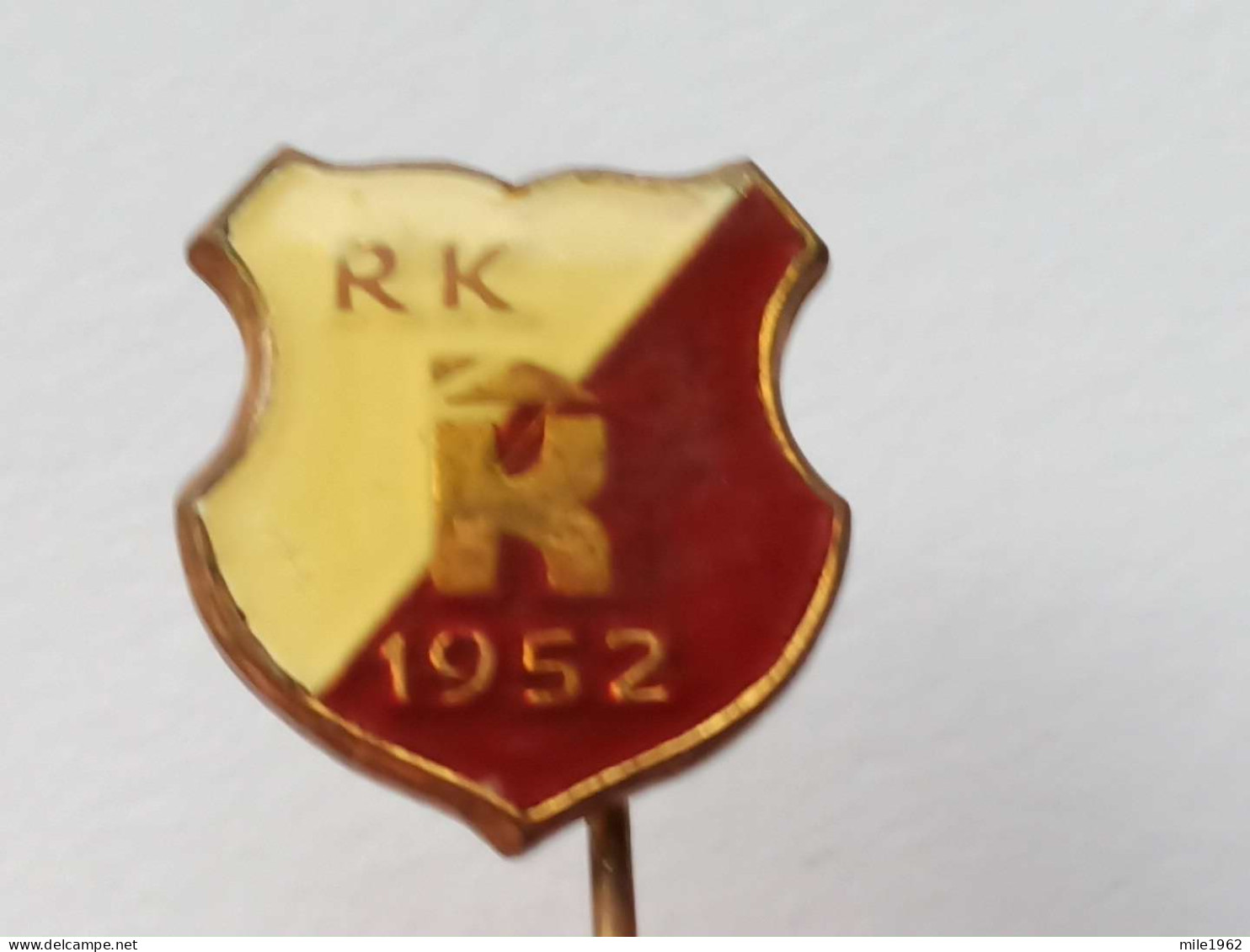 BADGE Z-88-1 - RUKOMET, HANDBALL CLUB, UNKNOWN - Handbal