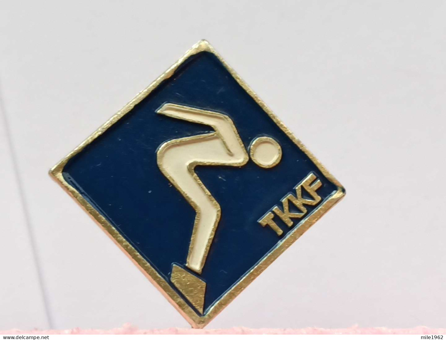 BADGE Z-64-2- Athlétisme, Athletics, Athletic, - Gymnastik