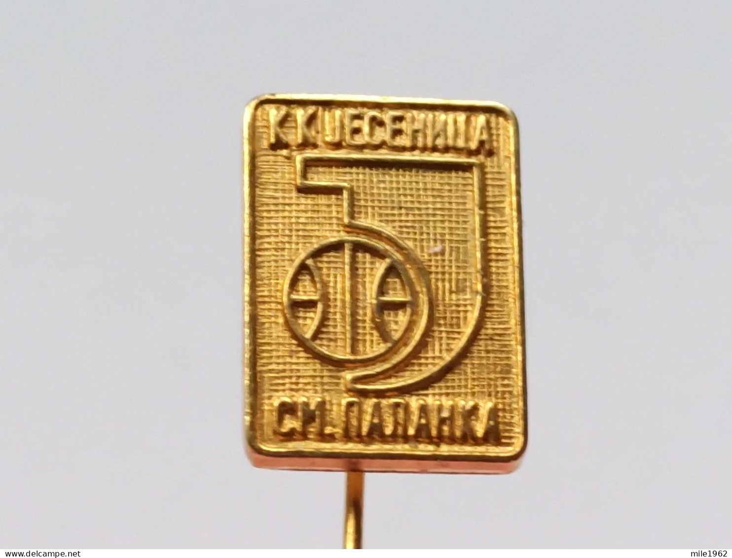 BADGE Z-64-3 - BASKETBALL CLUB JESENICA, SMEDEREVSKA PALANKA, SERBIA - Basketball