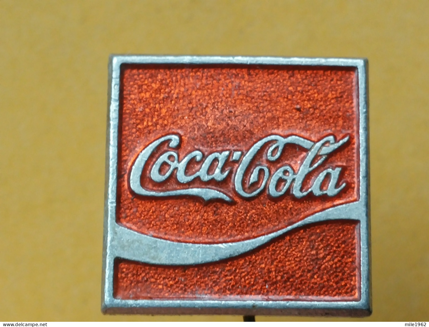 BADGE Z-42-1 - COCA COLA - Coca-Cola