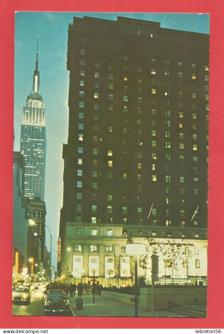 C.P.A.( Amérique)« NEW YORK » New York Statler A Dunfey Hotel  - Jolie Vue Générale Animée   X2phots - Bar, Alberghi & Ristoranti