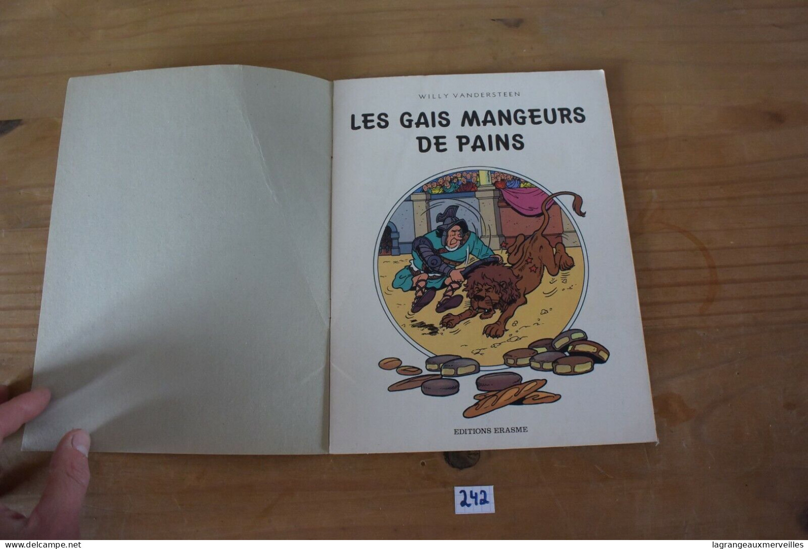 C242 BD - Bob Et Bobette - Les Gais Mangeurs De Pains - Suske En Wiske