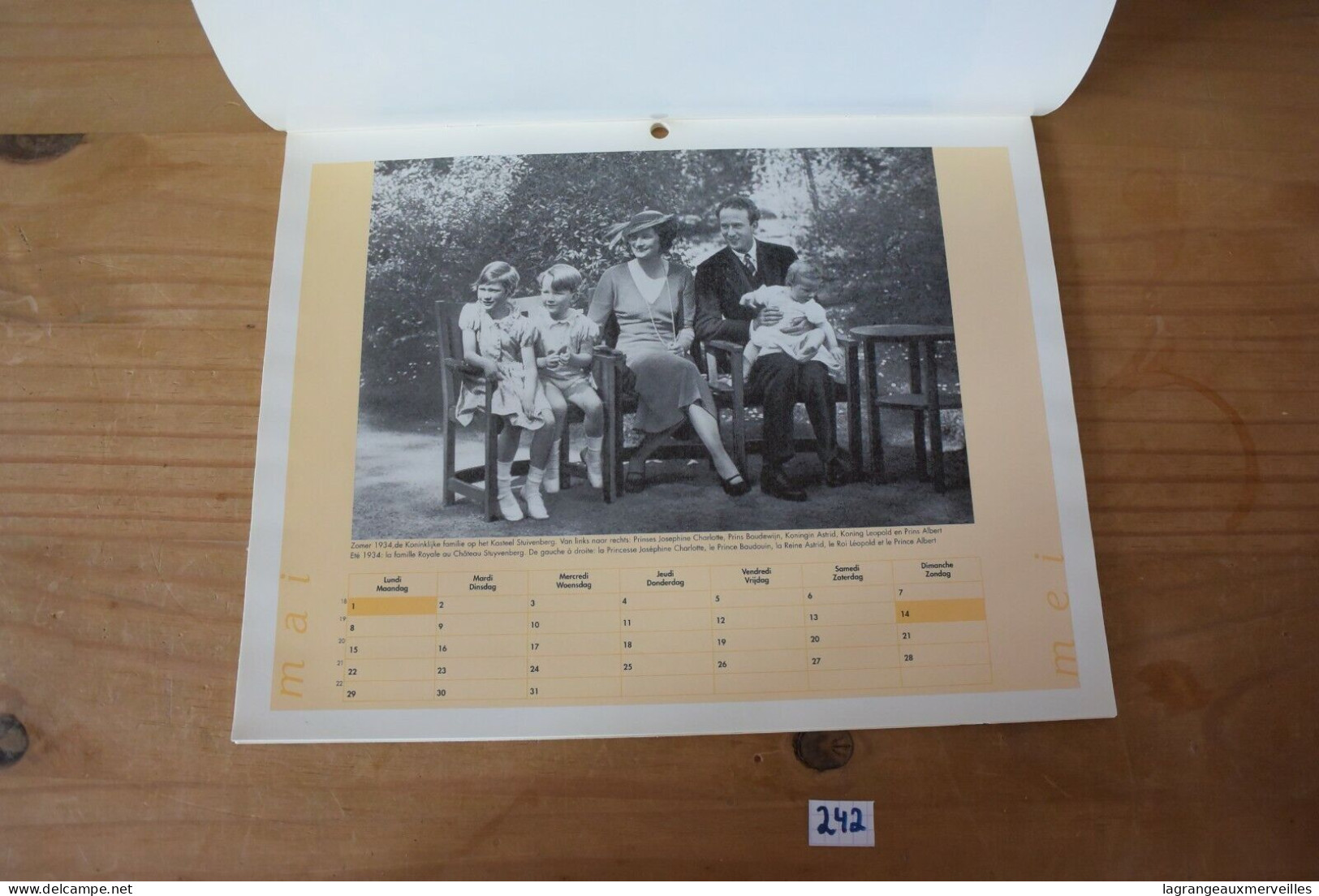 C242 Calendrier 2000 - Le Roi Philippe Et La Reine Mathilde - Grand Format : 1991-00