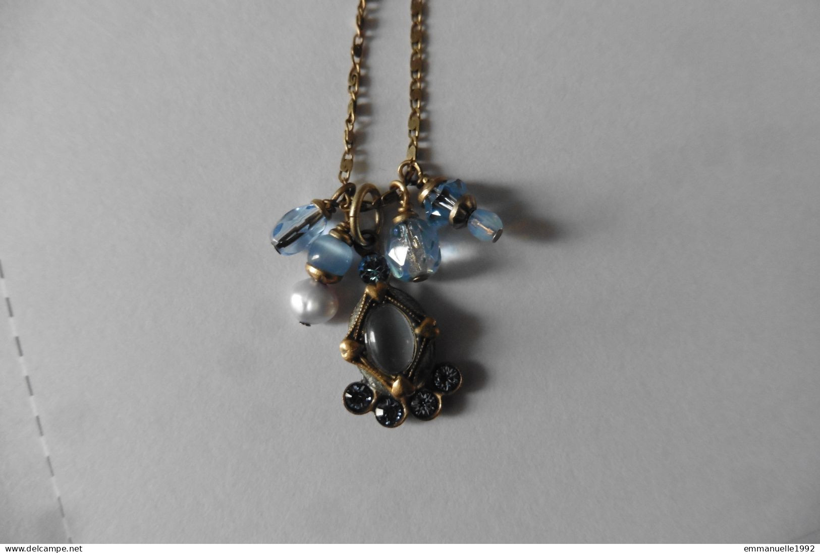 Neuf - Collier Créateur Michal Golan Pendentif Cristaux Swarovski Bleu Clair Bluebell Collection 2023 - Collane/Catenine