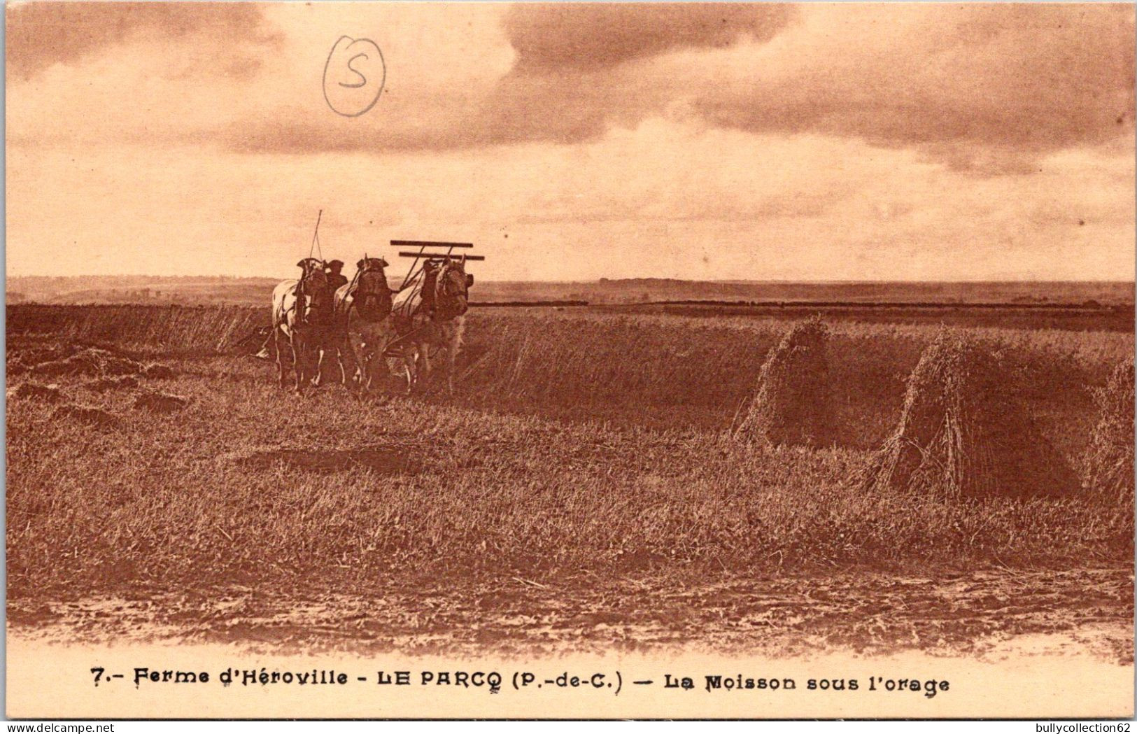 CPA -  SELECTION   -  LE PARCQ  -  Ferme D' Héroville . La Moisson Sous L'Orage - Le Parcq