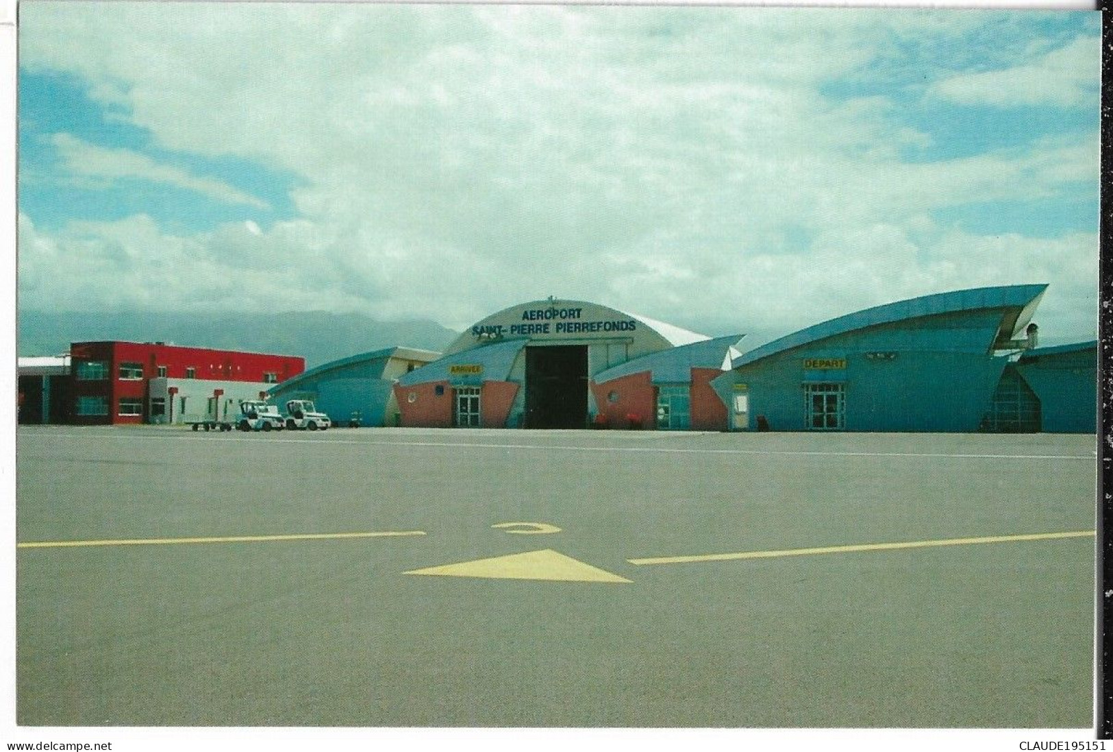 LA REUNION ST PIERRE AEROPORT VUE UNIQUE RARE   (EDITEUR HZ PUBLISHER) - Saint Pierre