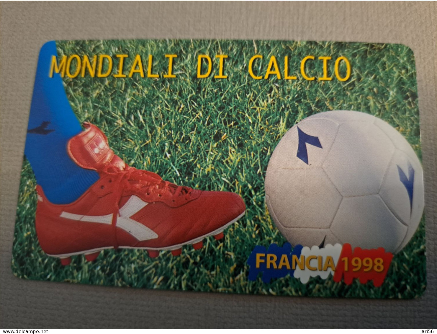 SAN MARINO / MAGSTRIPE CARD LIRE 3000 / FOOTBAL MONDIALE/ FRANCE 1998  /  MINT **   ** 15844 ** - Saint-Marin