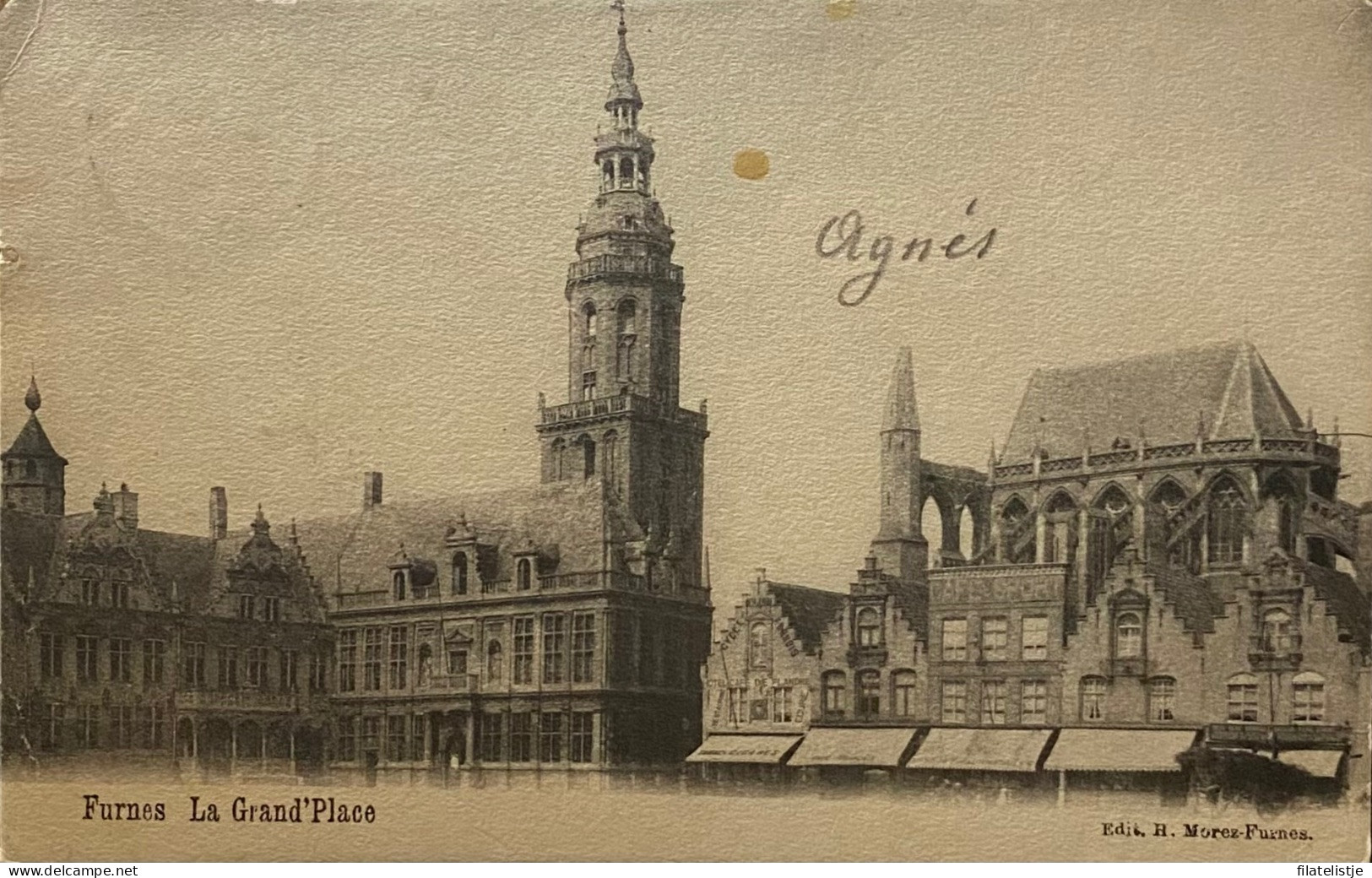 Veurne Het Belfort En Grote Markt (bemerk Café Exelcior) - Veurne