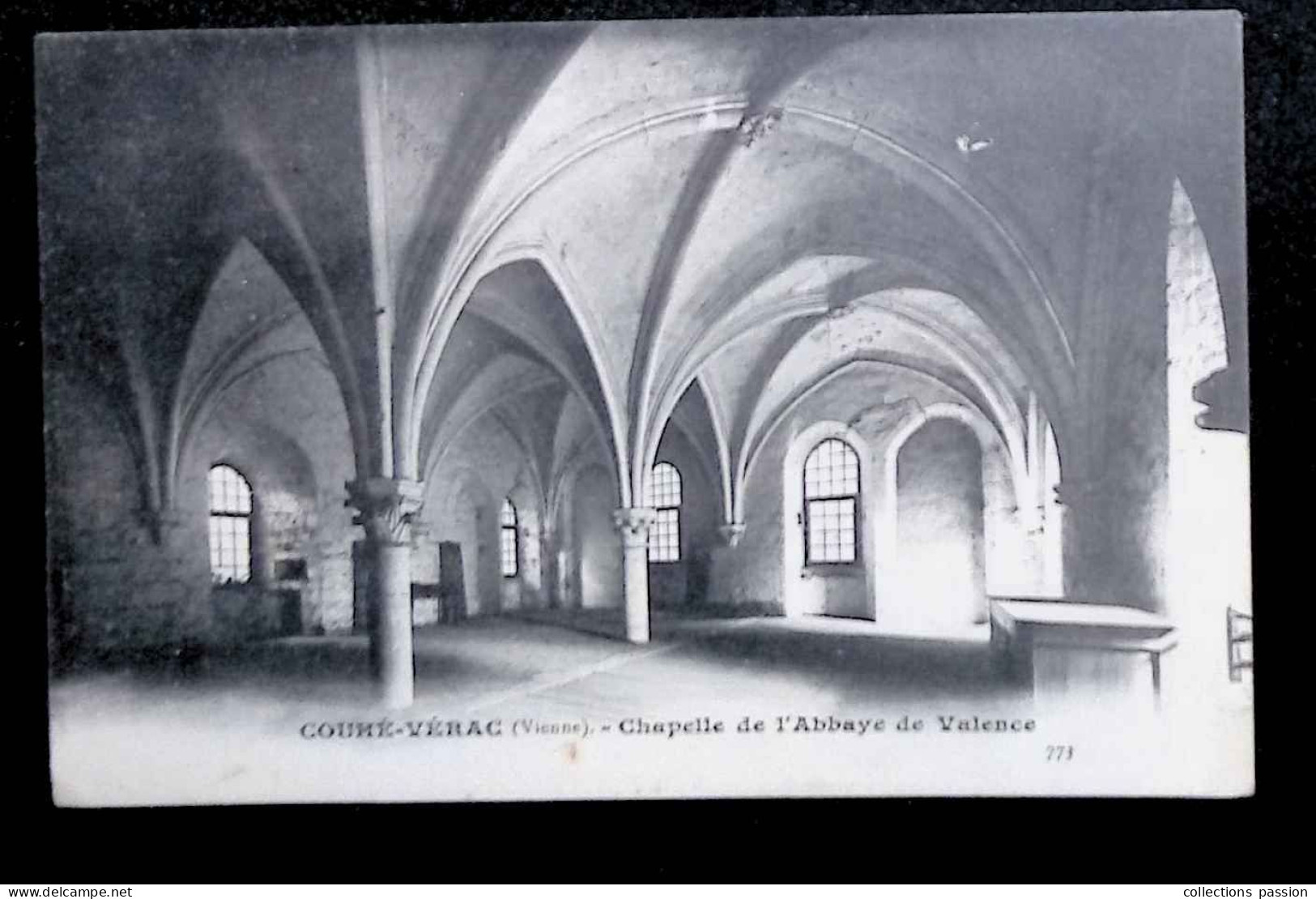 Cp, 86, Couhé-Vérac, Chapelle De L'abbaye De Valence, Voyagée - Couhe