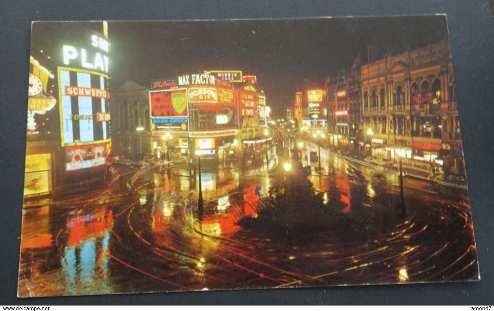 London - Piccadilly At Night - The Photographic Greeting Card, London - Piccadilly Circus