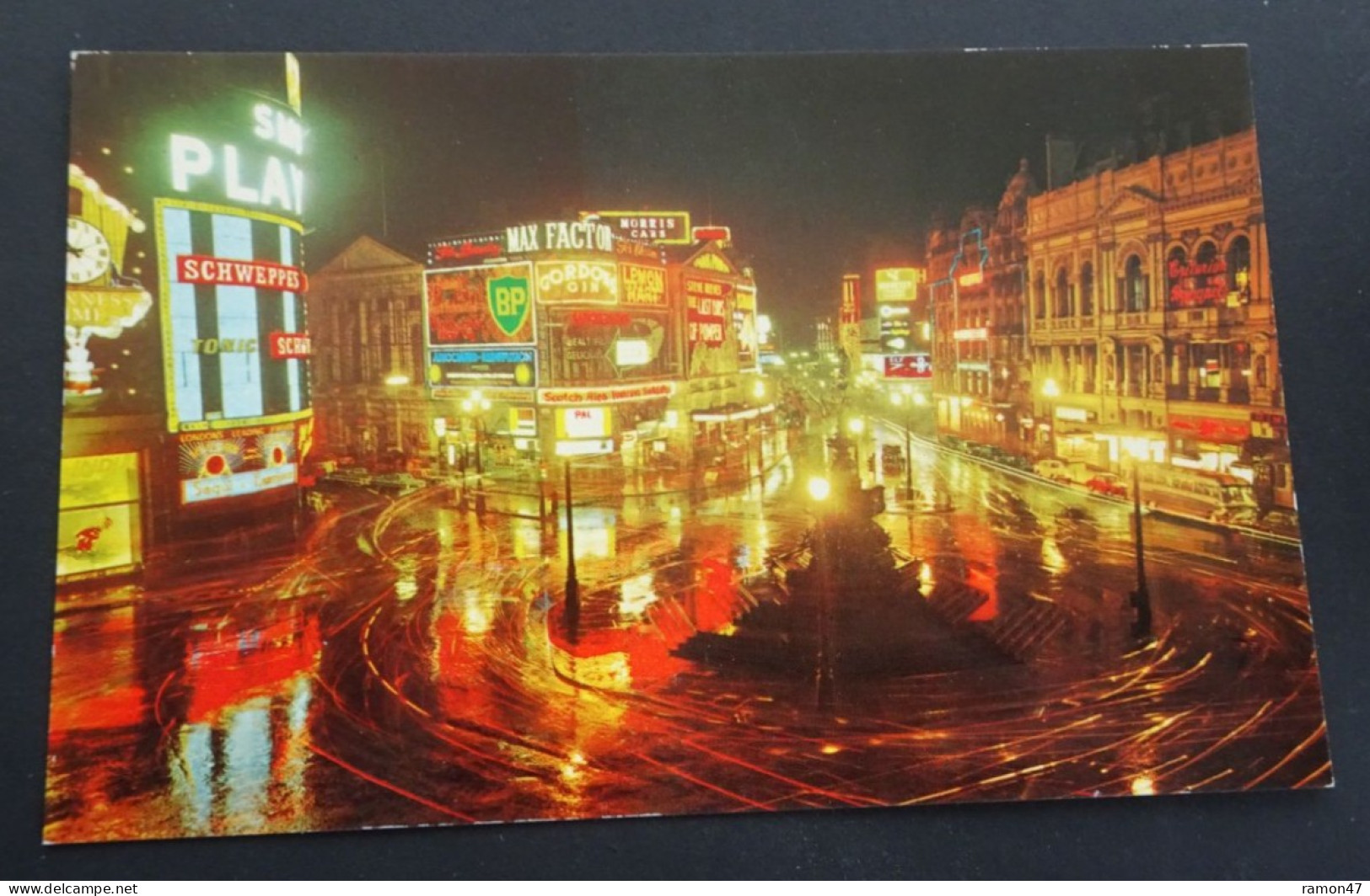 London - Piccadilly At Night - The Photographic Greeting Card, London - Piccadilly Circus