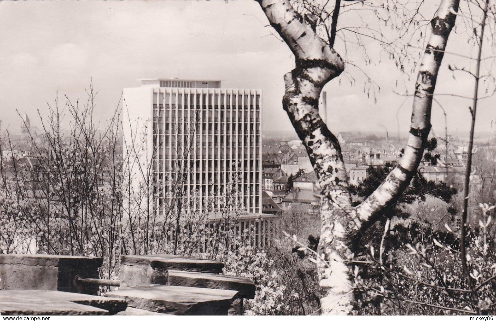 Allemagne--KARLSRUHE I B --1957--Blick Vom Lauterberg Auf Das Hochhaus Der KLV ....timbre....cachet - Karlsruhe