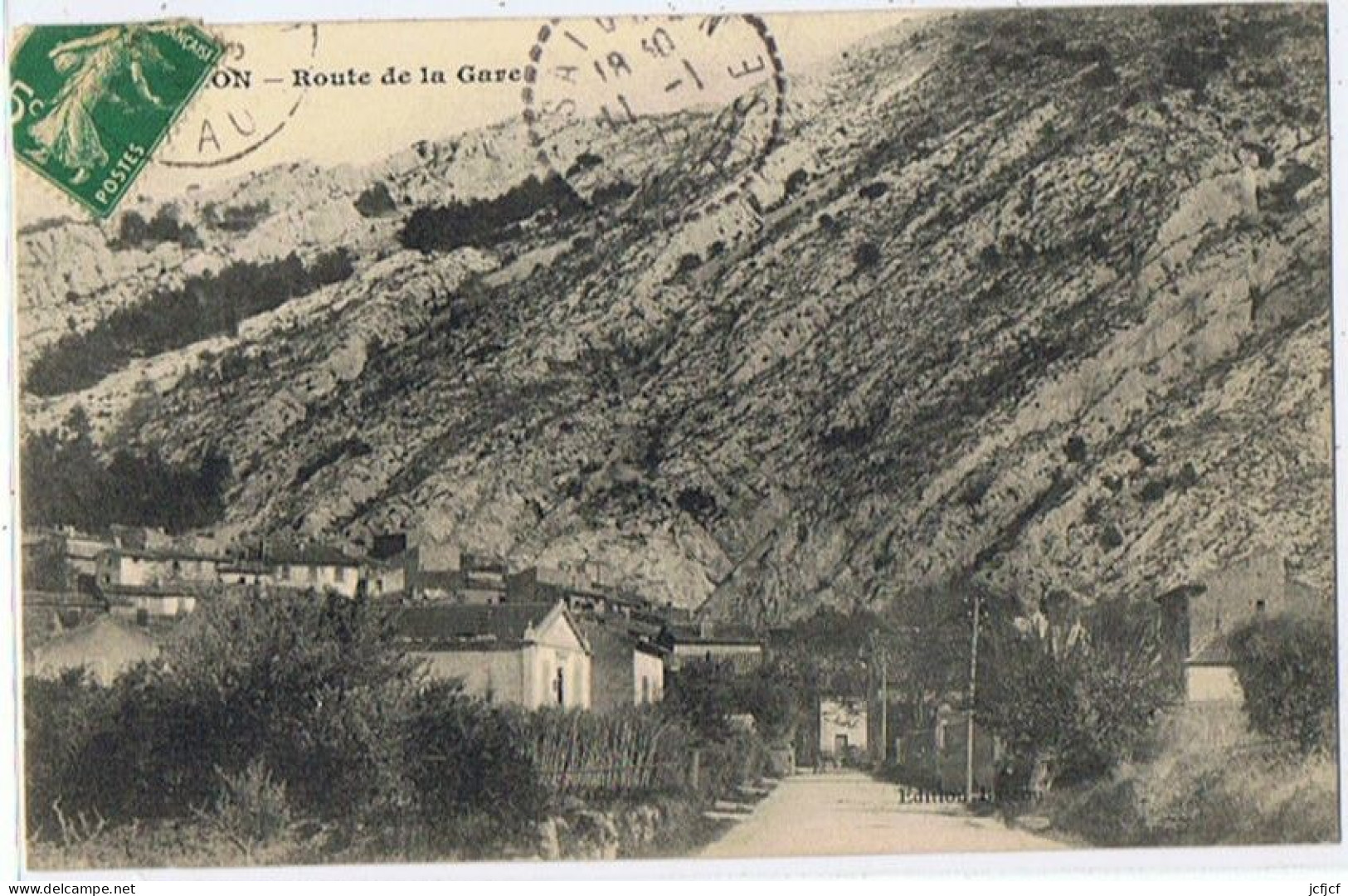 Cpa..84..ROBION..VAUCLUSE..ROUTE DE LA GARE - Robion