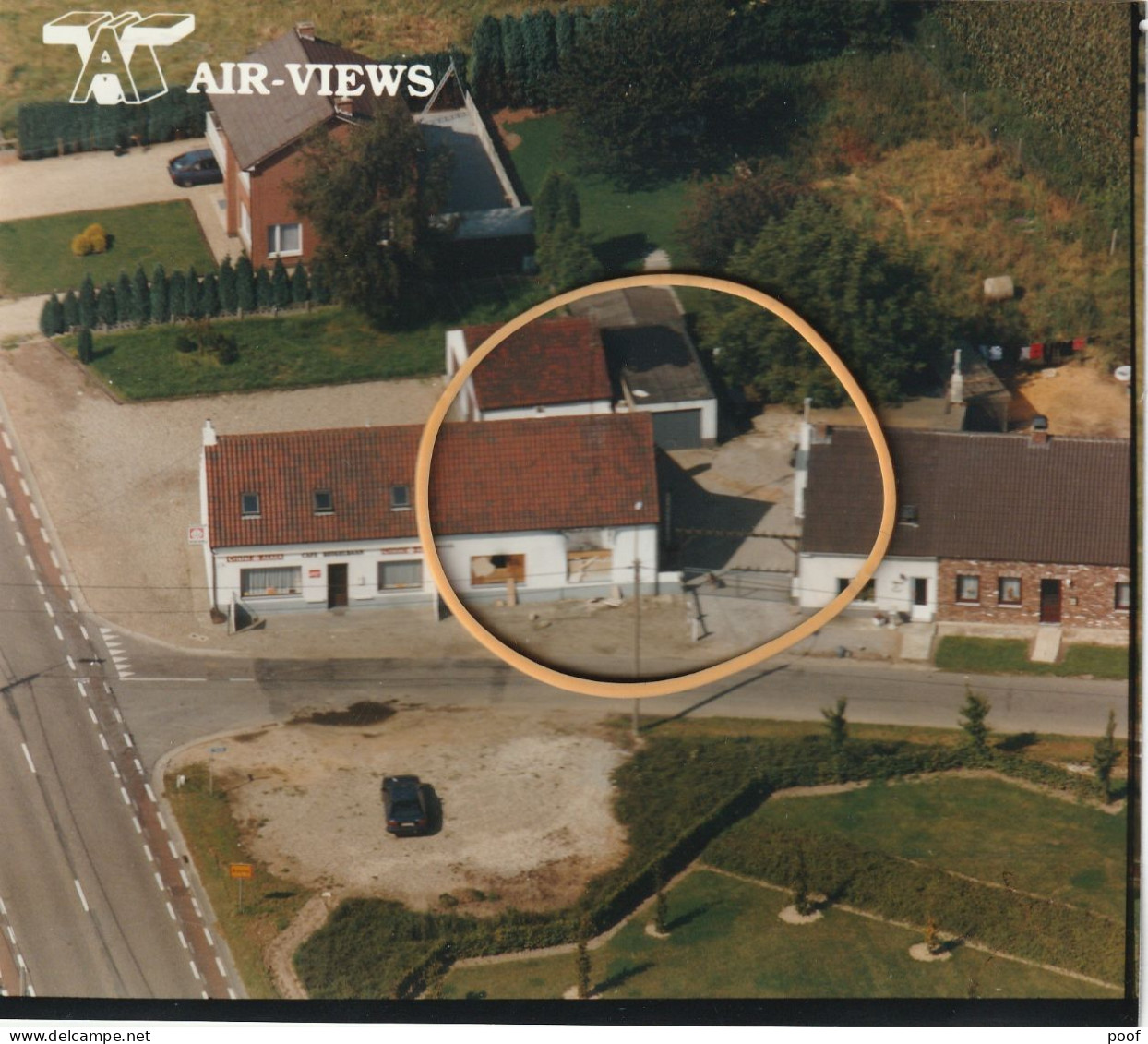 Kinrooi : Manestraat / Café "Beugelbaan" Nu " Grenshook "  ---   Luchtfoto - Kinrooi