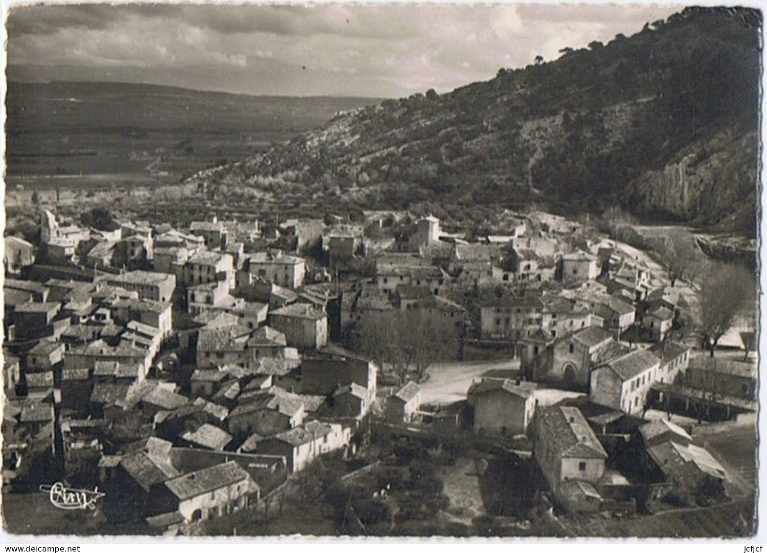 CPM..84..ROBION..VAUCLUSE..VUE PANORAMIQUE - Robion