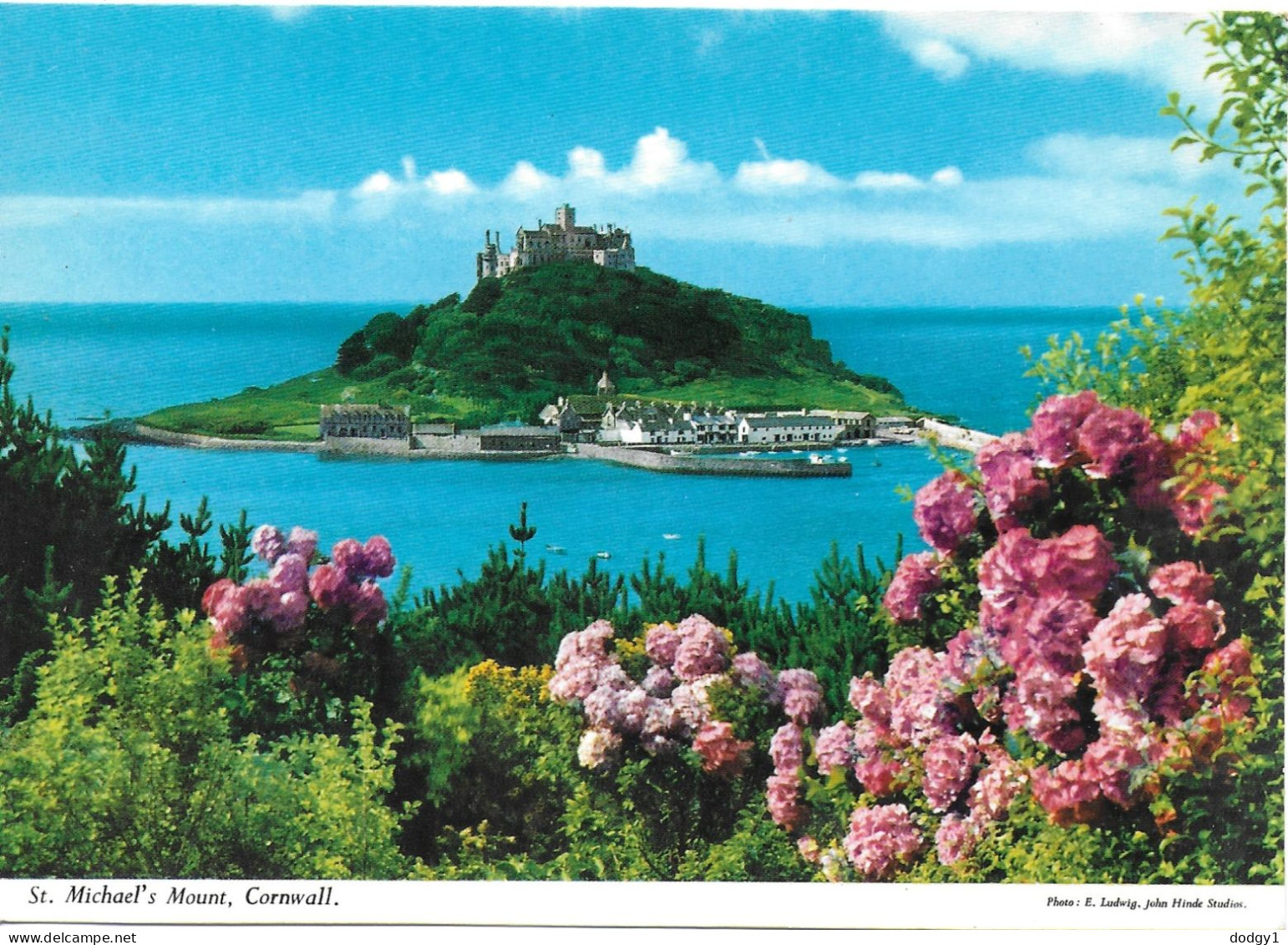 ST. MICHAEL'S MOUNT, CORNWALL, ENGLAND. UNUSED POSTCARD   Zq8 - St Michael's Mount