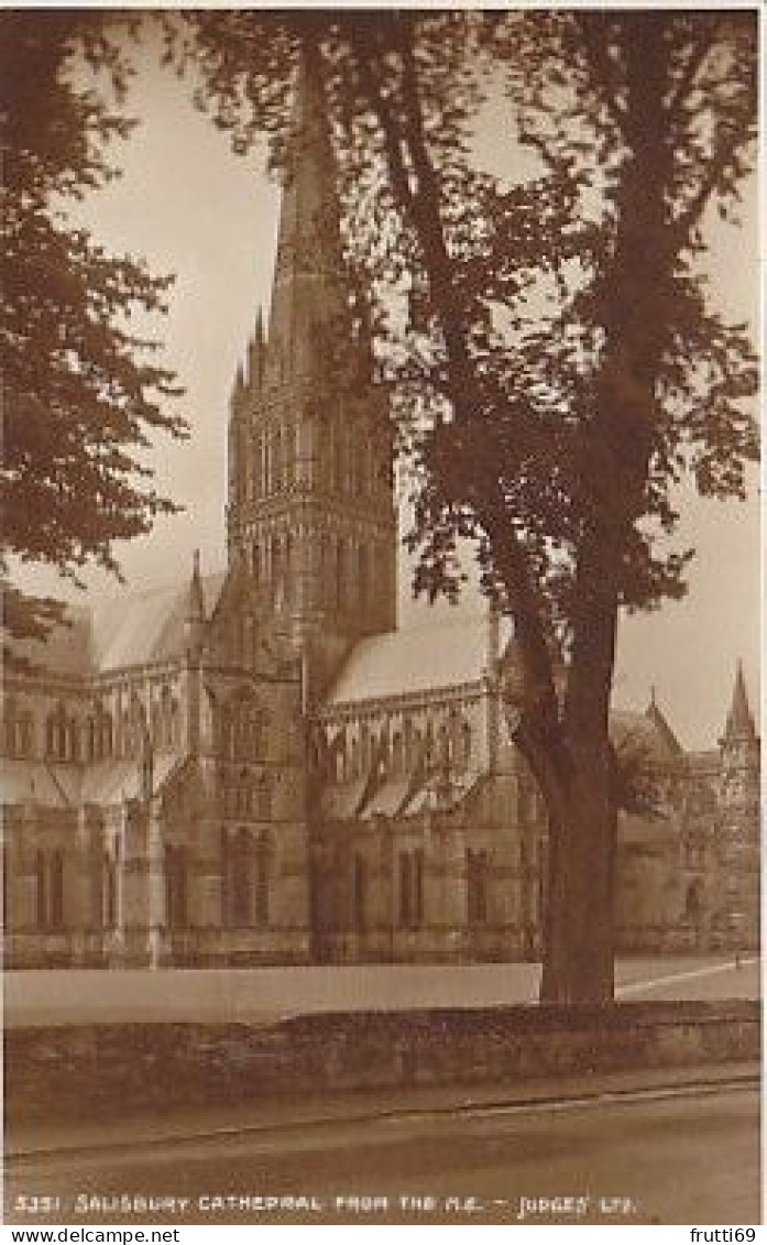 AK 182736 ENGLAND - Salisbury Cathedral - Salisbury