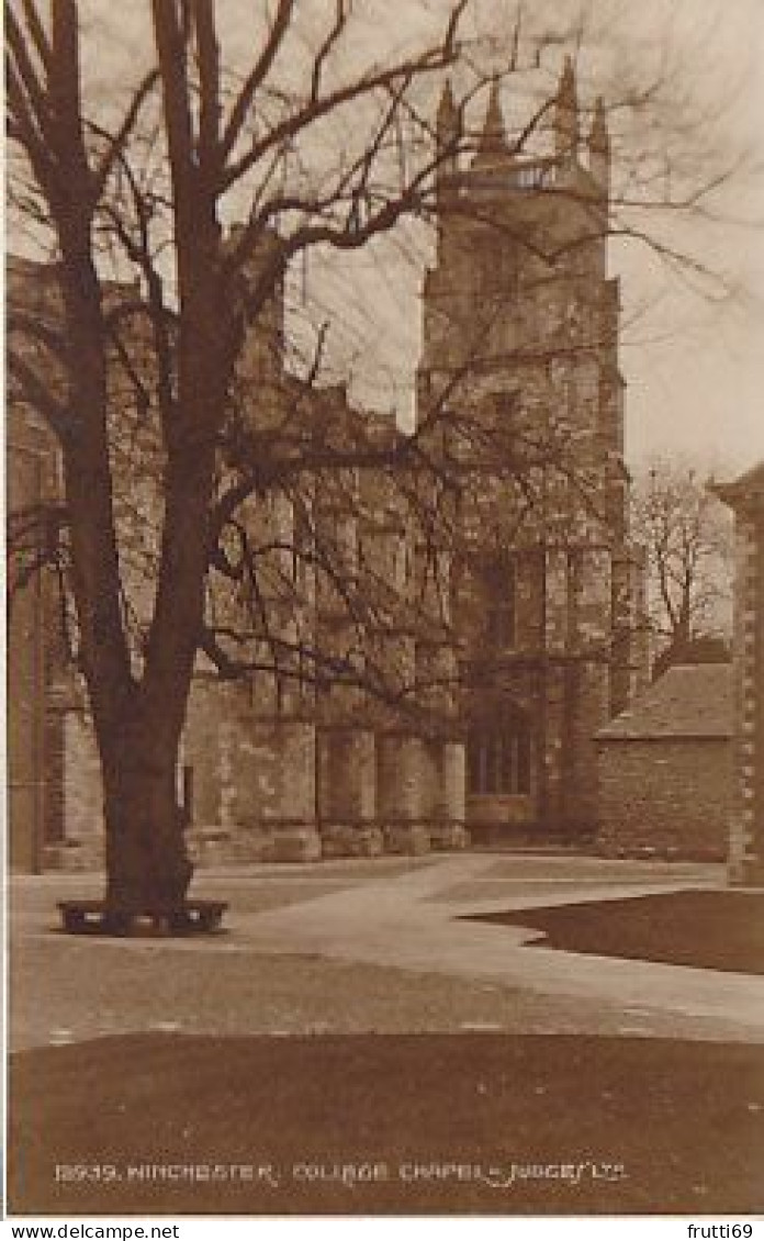 AK 182747 ENGLAND - Winchester College Church - Winchester