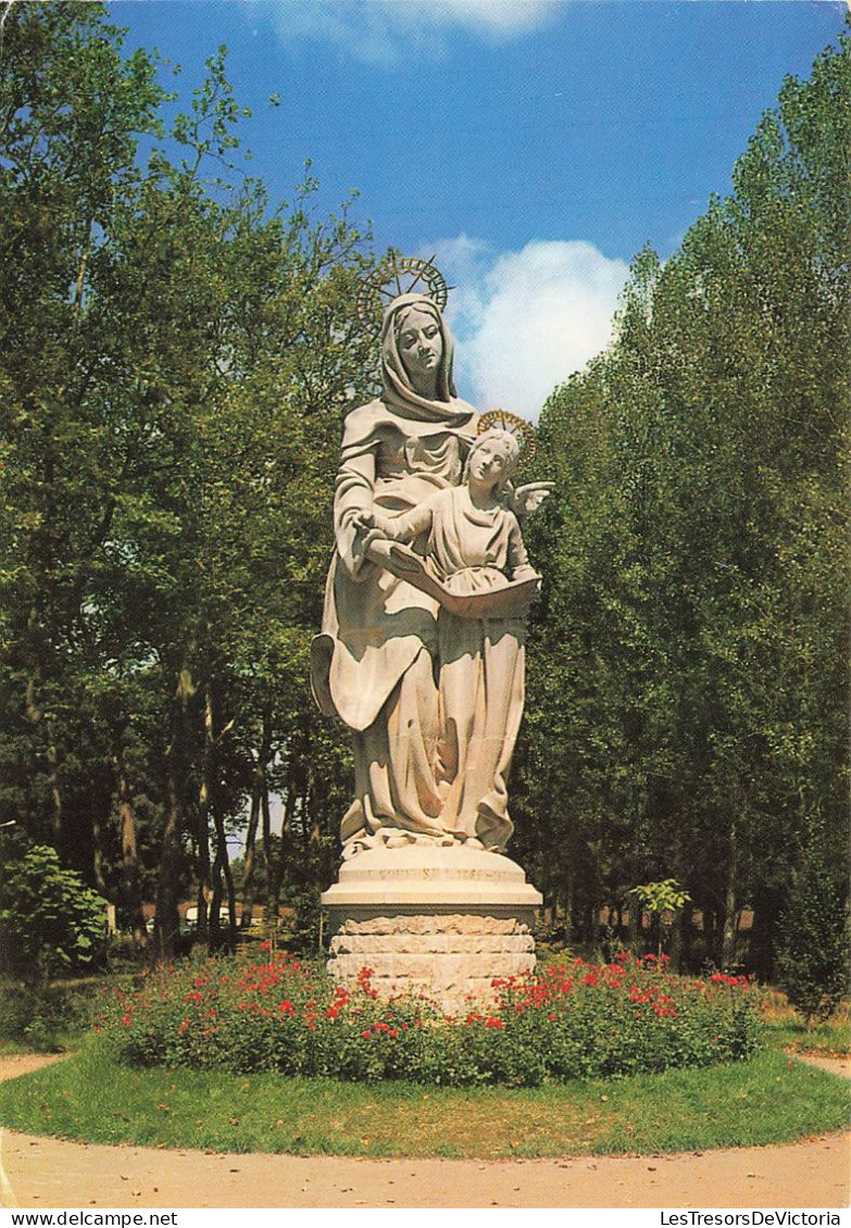 FRANCE -  Sainte Anne D'Auray - La Vierge De Sainte-Anne-d'Audray - Carte Postale - Sainte Anne D'Auray