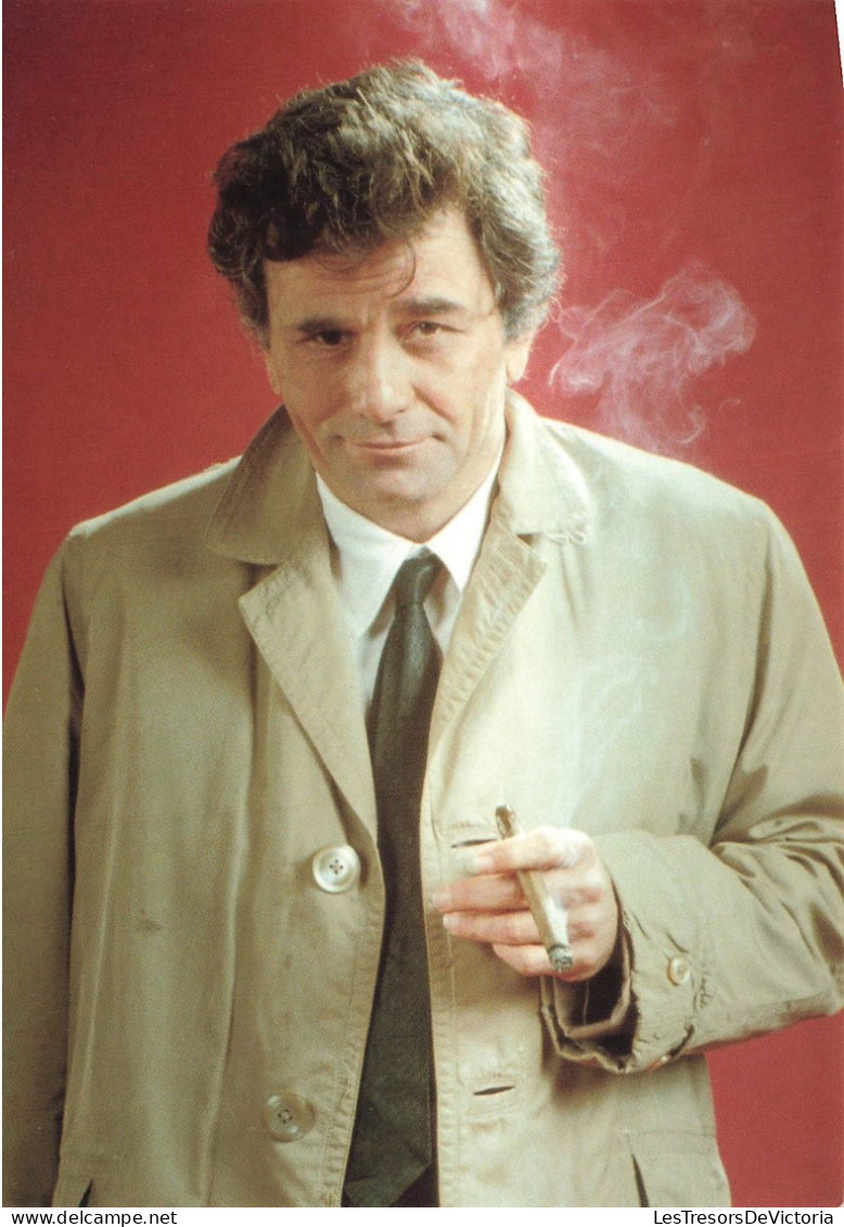 CÉLÉBRITÉS - Peter Falk - Acteur Américain - L'intégrale De Columbo - Carte Postale Récente - Otros & Sin Clasificación